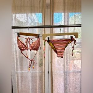 Medium Maaji reversible bikini top and bottom.